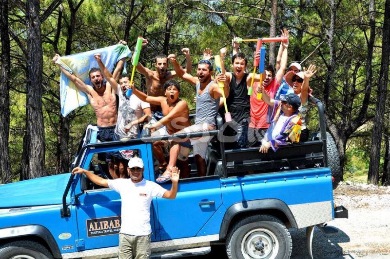 Jeep Safari Hisaronu - everybody is happy, especially kids