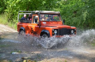 Land Rover Safari