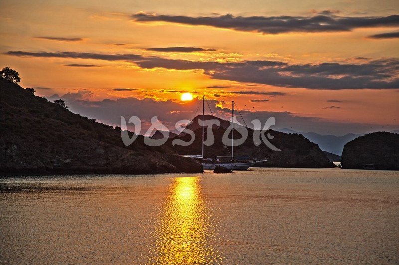 Romantic dinner on sunset during sunset cruise Fethiye