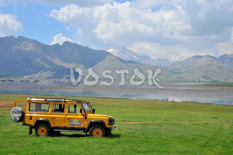 Land Rover safari by the river