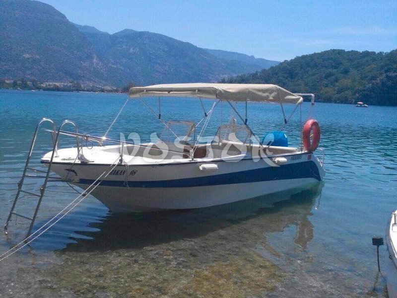 Our 115 HP speed boat is available for hire from Oludeniz beach with captain only