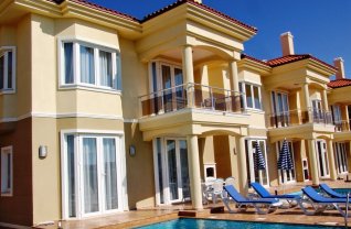 #1 Sunset Beach Pearl Villa in Calis