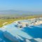 Blue and green is a great combination of colors in Pamukkale and Hierapolis