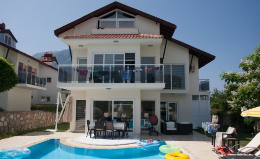 <p>Orka Valley Villas complex is located in the lower valley of Ovacik near Oludeniz Water World Aquapark. It is a quiet and cozy place with a private pool for relaxing family holidays in Turkey.</p>
